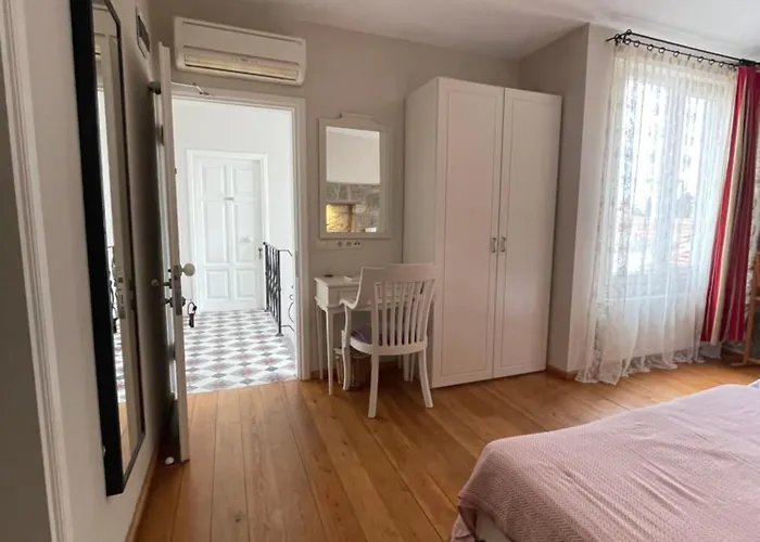 Kallista * Alaçatı